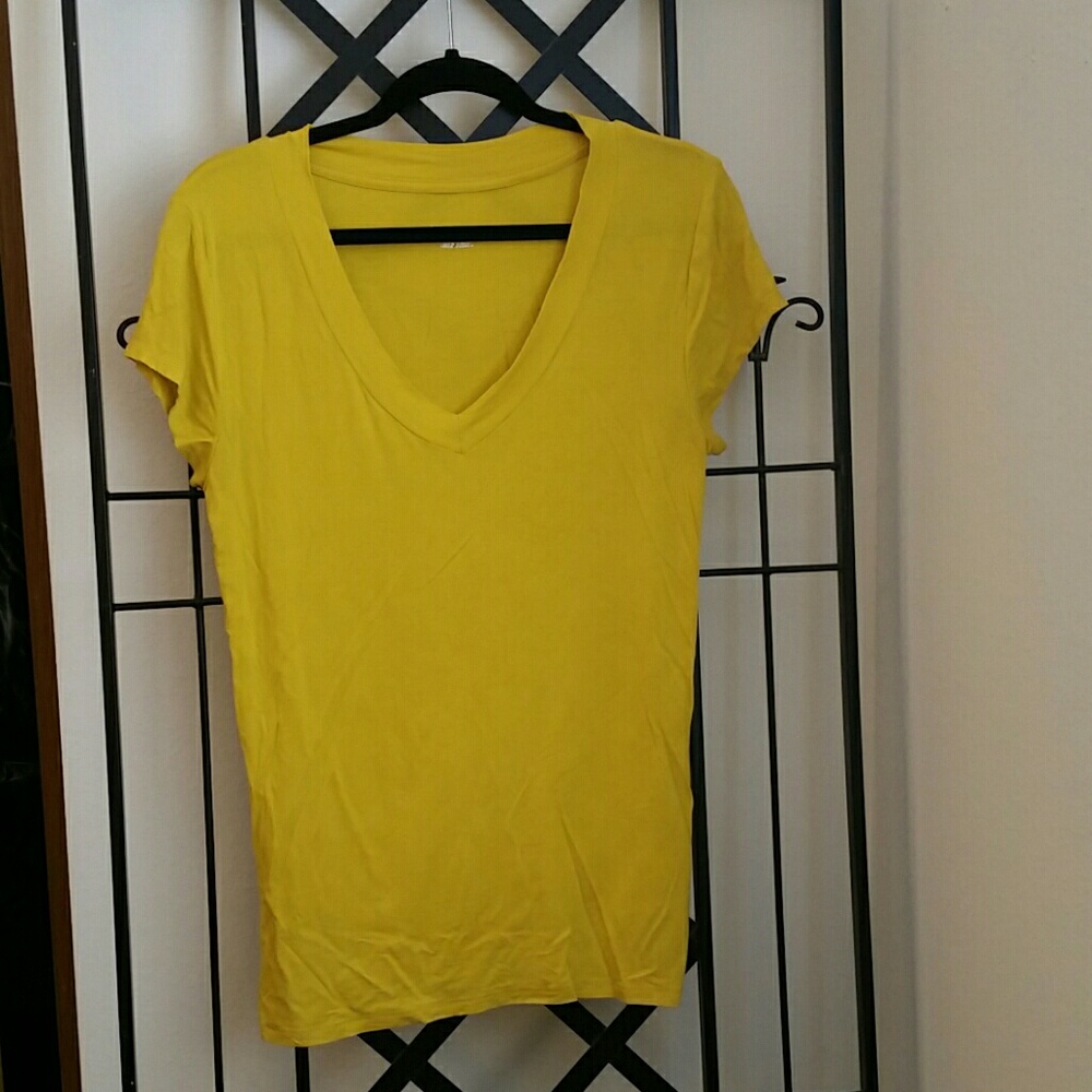 Merona yellow tee